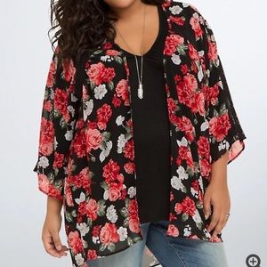 Torrid Floral Lace Kimono 0/1